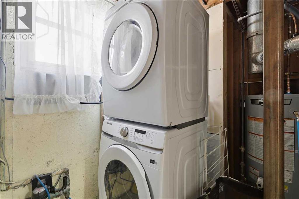 6004 Louise Road SW, Calgary, Alberta  T3E 5V2 - Photo 43 - A2292002