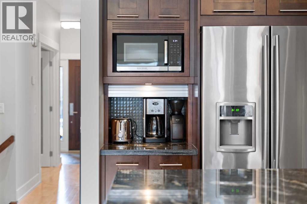 2411 31 Street SW, Calgary, Alberta  T3E 2N6 - Photo 15 - A2298077