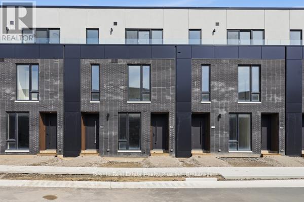 19 - 3 Abbot Street, St. Catharines, Ontario  L2P 2G3 - Photo 2 - X12961630