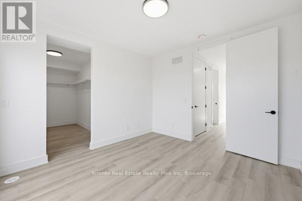 19 - 3 Abbot Street, St. Catharines, Ontario  L2P 2G3 - Photo 20 - X12961630