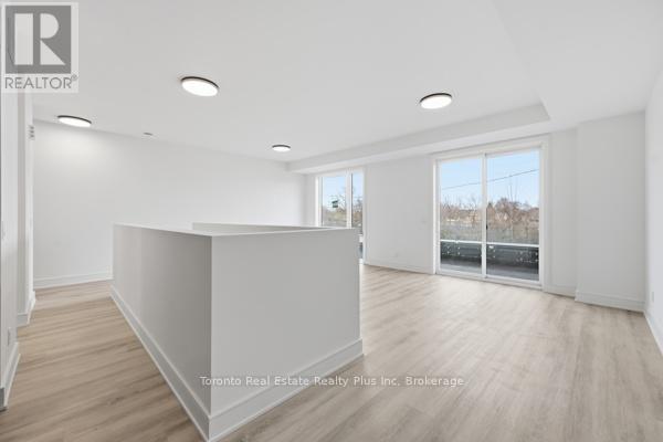 19 - 3 Abbot Street, St. Catharines, Ontario  L2P 2G3 - Photo 5 - X12961630