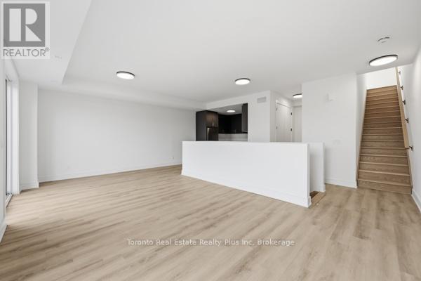 19 - 3 Abbot Street, St. Catharines, Ontario  L2P 2G3 - Photo 7 - X12961630