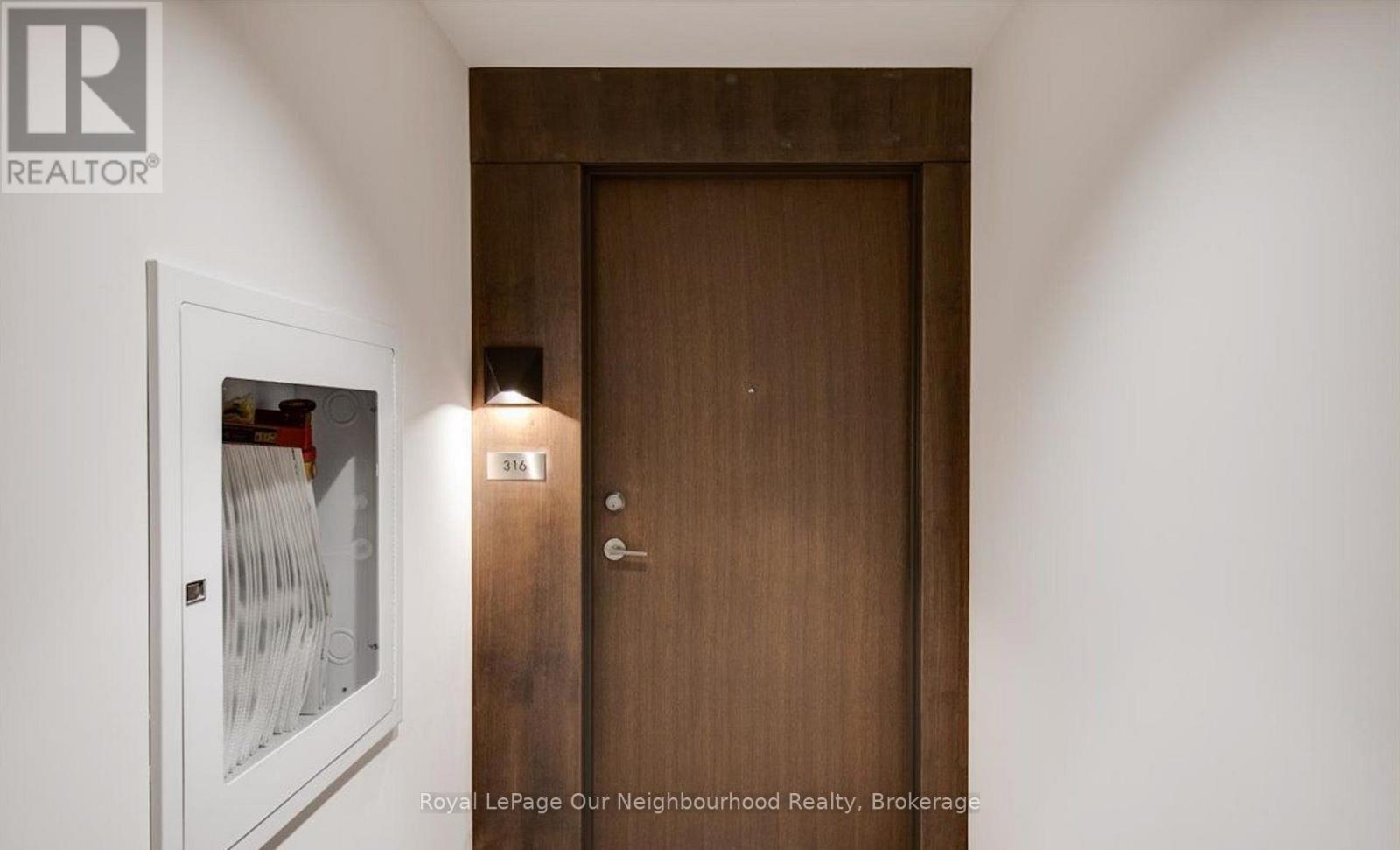 316 - 16 Markle Crescent, Hamilton, Ontario  L9G 0H4 - Photo 8 - X12961666