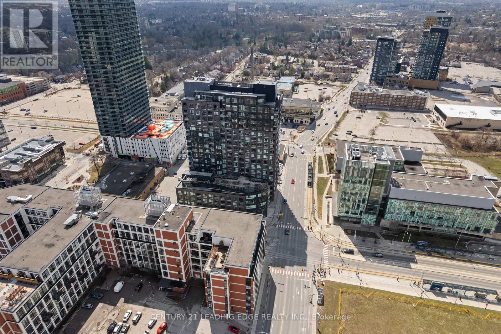 1308 - 1 Victoria Street S, Kitchener, Ontario N2G 0B5 - Photo 5 - X12961668