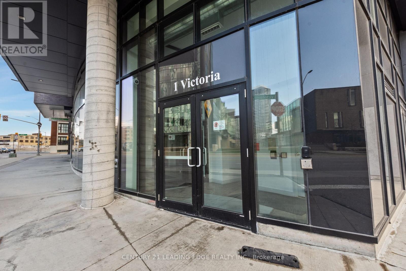 1308 - 1 Victoria Street S, Kitchener, Ontario N2G 0B5 - Photo 6 - X12961668