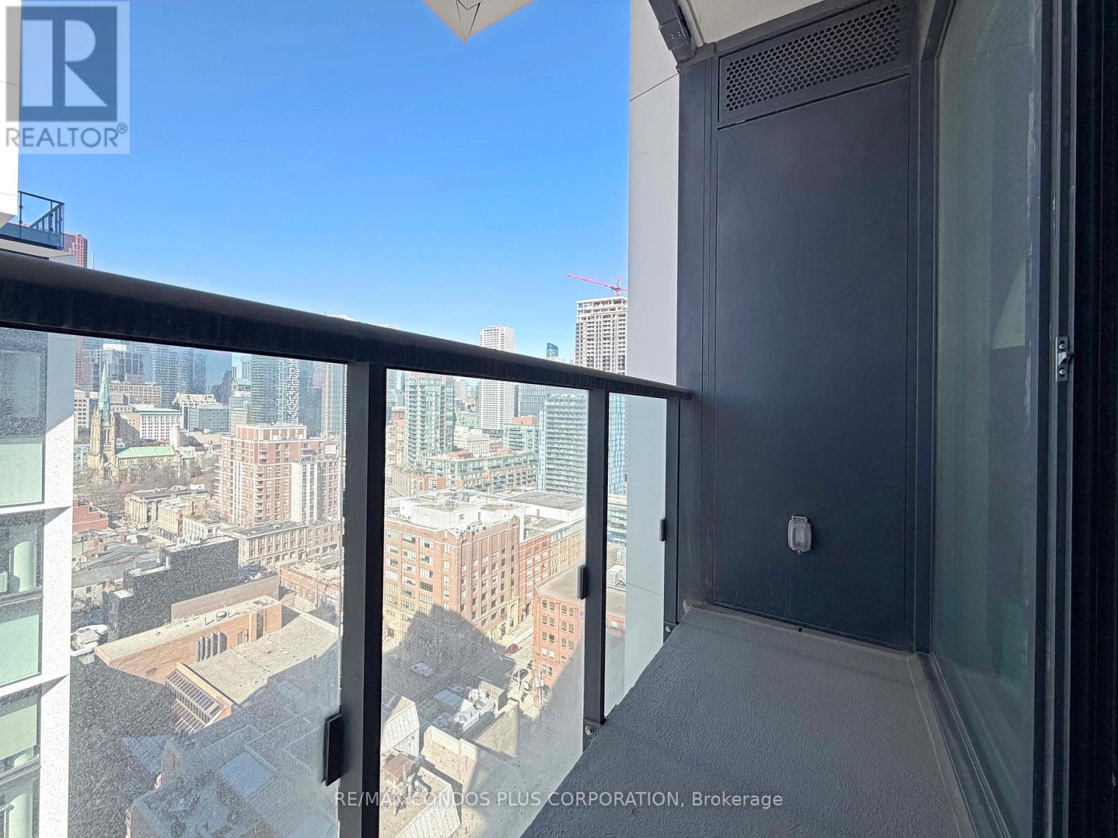 2115 - 158 Front Street E, Toronto, Ontario  M5A 0K9 - Photo 4 - C12816266