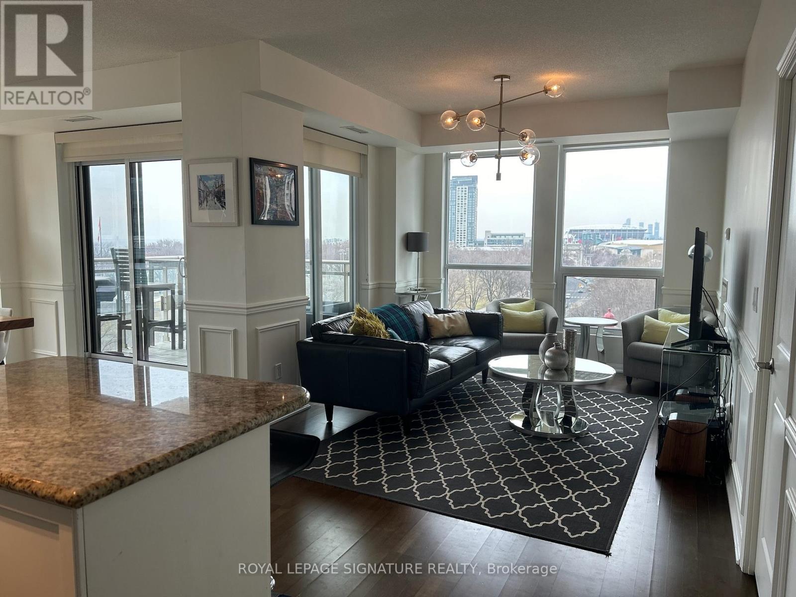 914 - 628 Fleet Street, Toronto, Ontario  M5V 1A8 - Photo 3 - C12961284