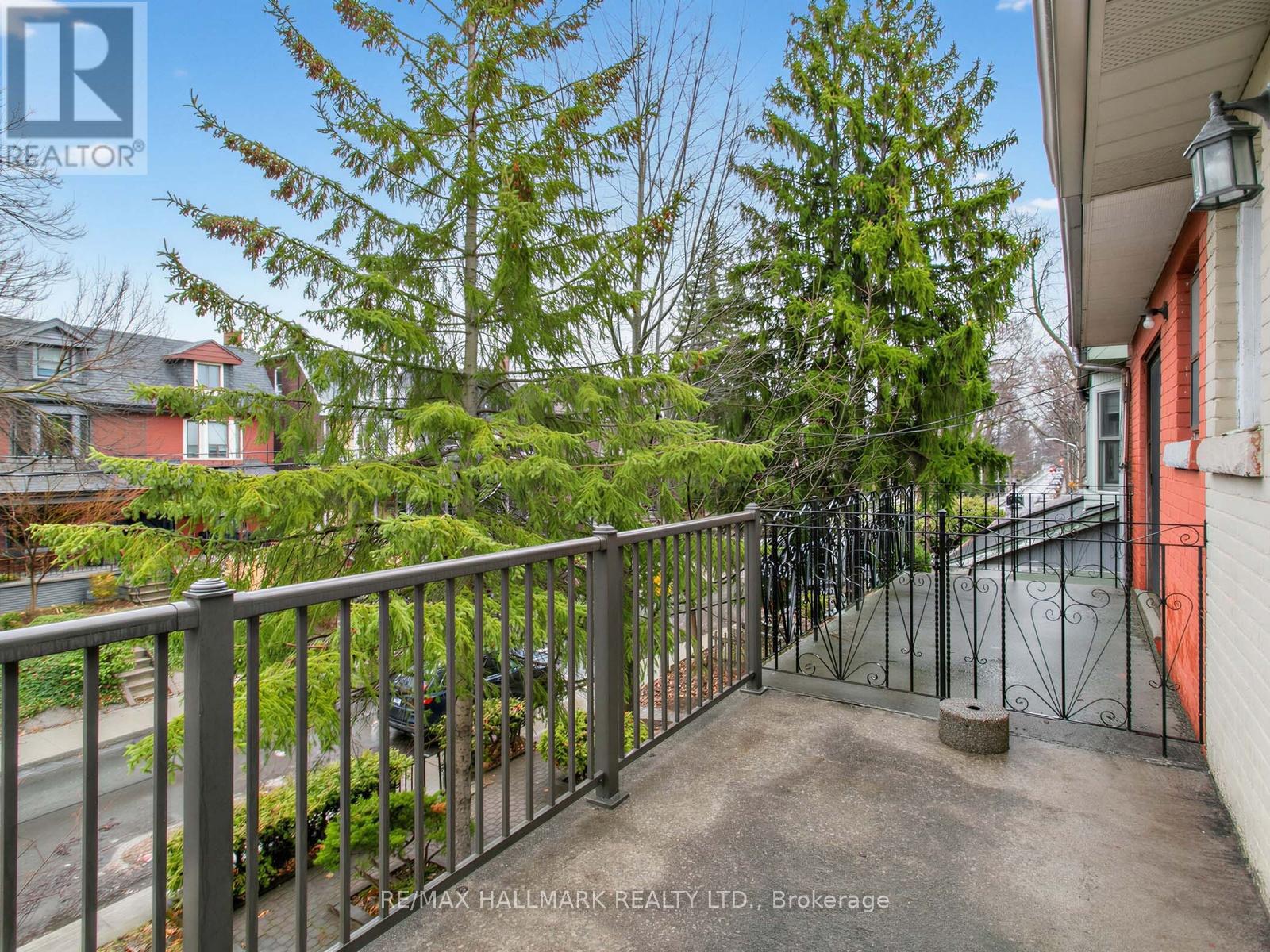 276 Grace Street, Toronto, Ontario  M6G 3A6 - Photo 17 - C12961602