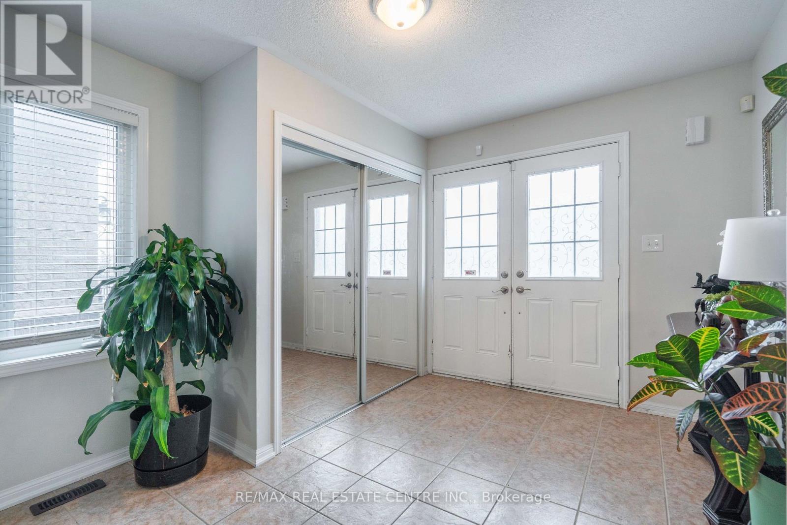 673 Armstrong Boulevard, Milton, Ontario  L9T 0H4 - Photo 18 - W12934498