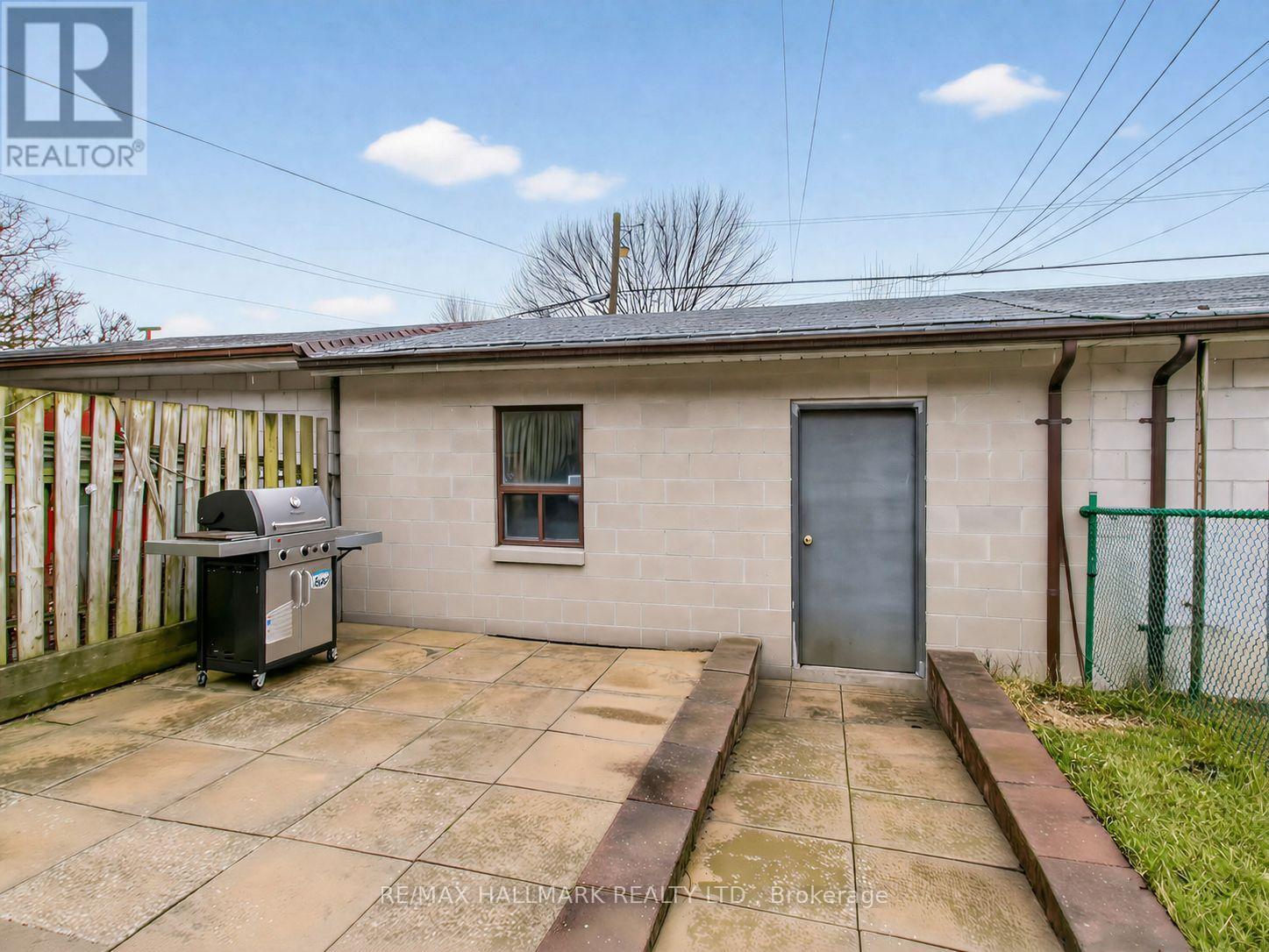 276 Grace Street, Toronto, Ontario  M6G 3A6 - Photo 32 - C12961602