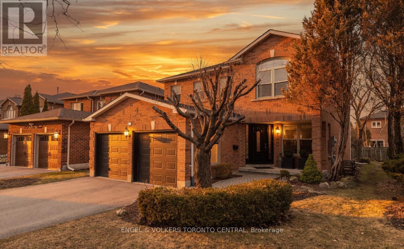 433 LAVAS ROAD, Newmarket, Ontario