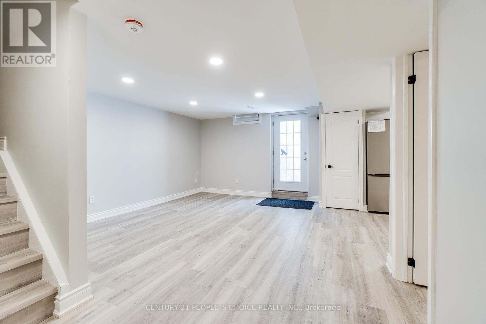 3841 Periwinkle Crescent, Mississauga, Ontario  L5N 6W8 - Photo 23 - W12961510