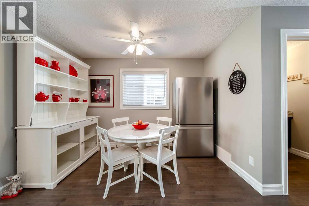 839 37 Avenue, Edmonton, Alberta  T6T 1A1 - Photo 11 - A2296561