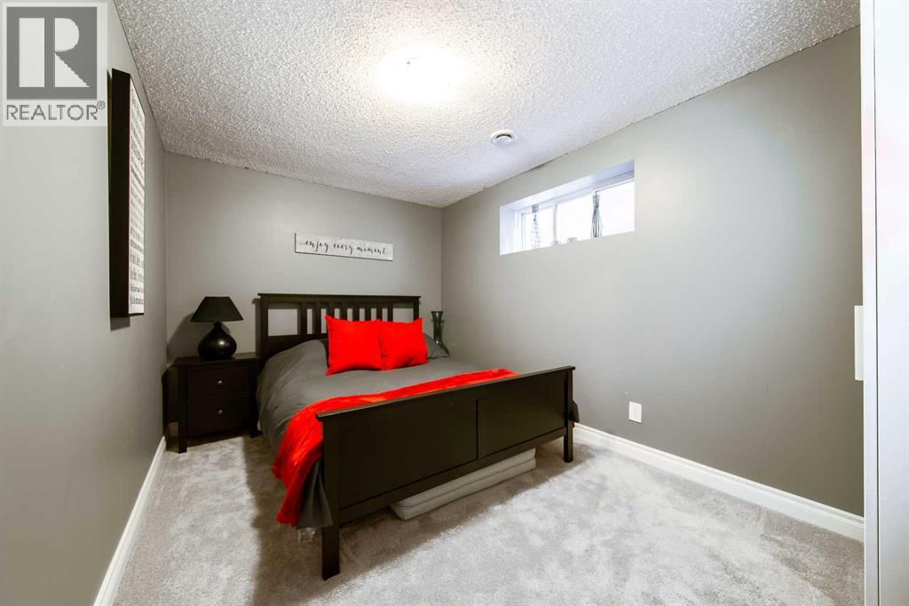 839 37 Avenue, Edmonton, Alberta  T6T 1A1 - Photo 40 - A2296561