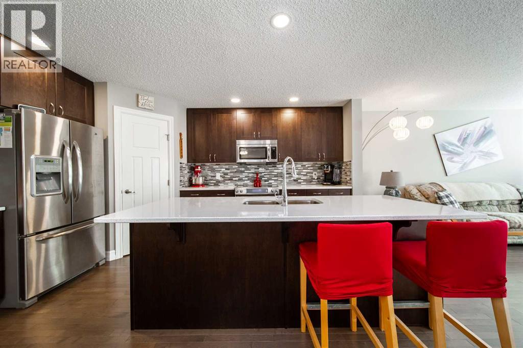 839 37 Avenue, Edmonton, Alberta  T6T 1A1 - Photo 10 - A2296561