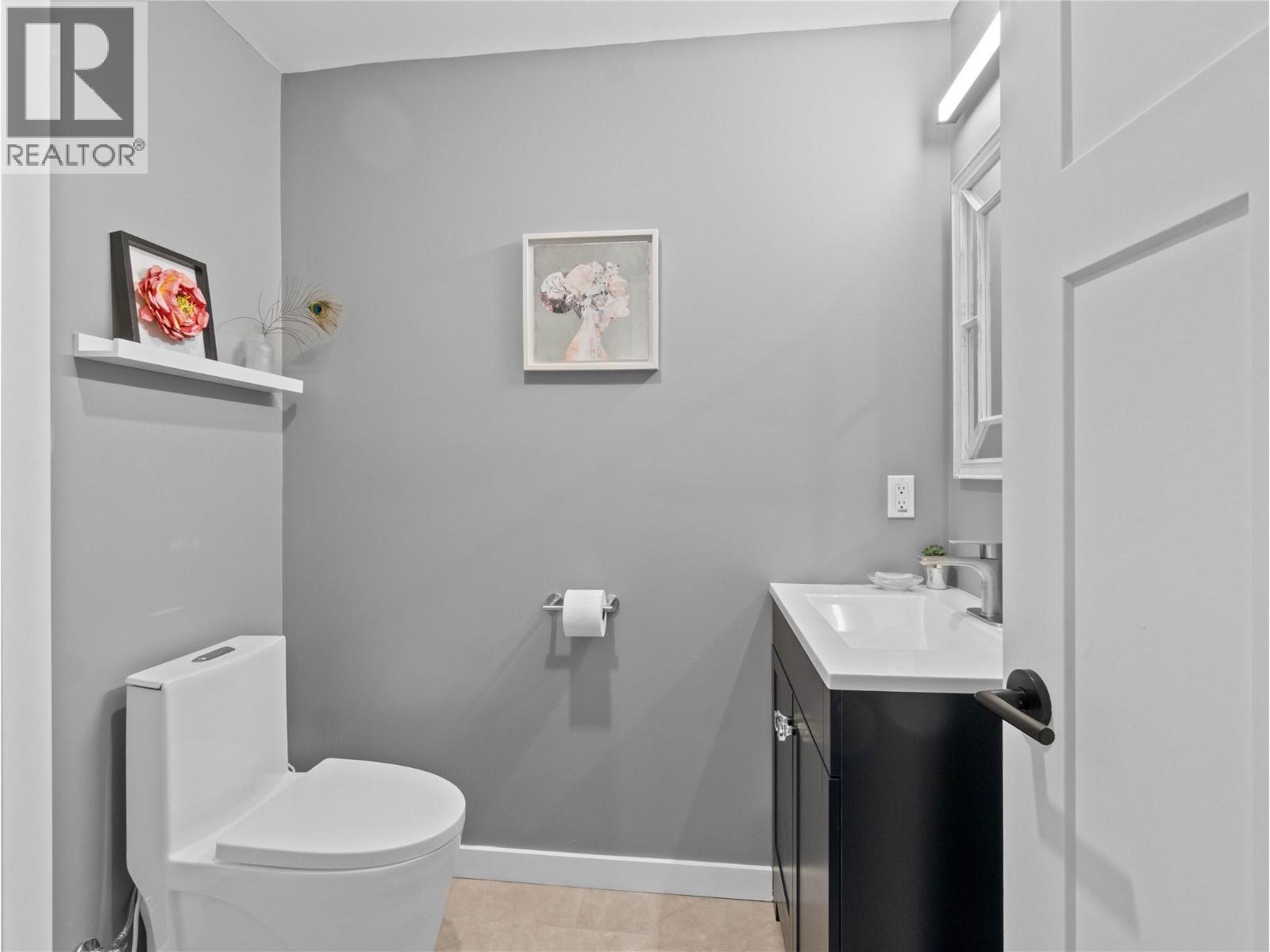 2511 Parkview Place, Blind Bay, British Columbia  V0E 1H2 - Photo 35 - 10381959