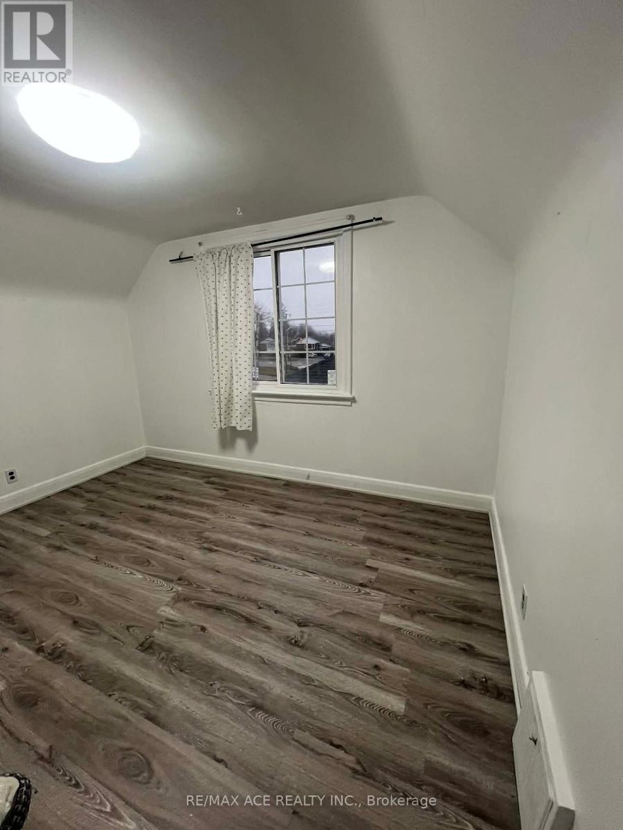 Main - 4 Jeanette Street, Toronto, Ontario  M1M 3G1 - Photo 7 - E12950972