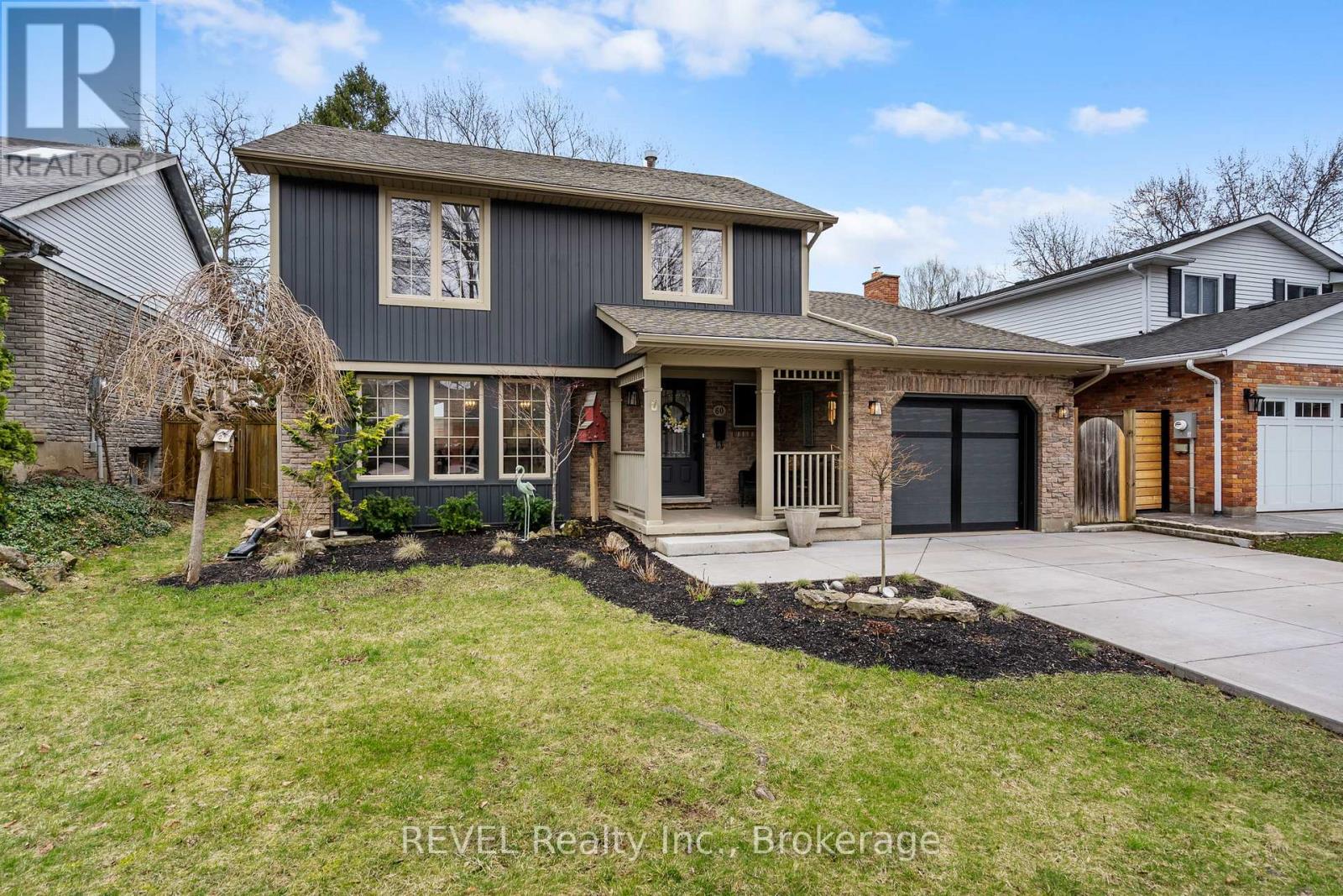 60 October Drive, St. Catharines, Ontario  L2N 6J6 - Photo 2 - X12961822