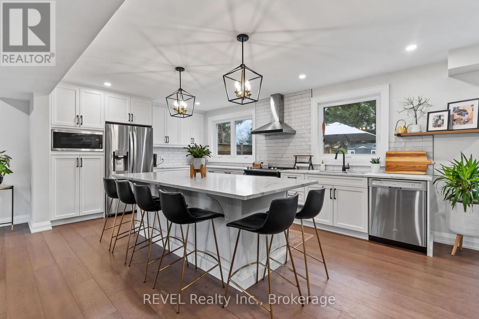 60 October Drive, St. Catharines, Ontario  L2N 6J6 - Photo 9 - X12961822