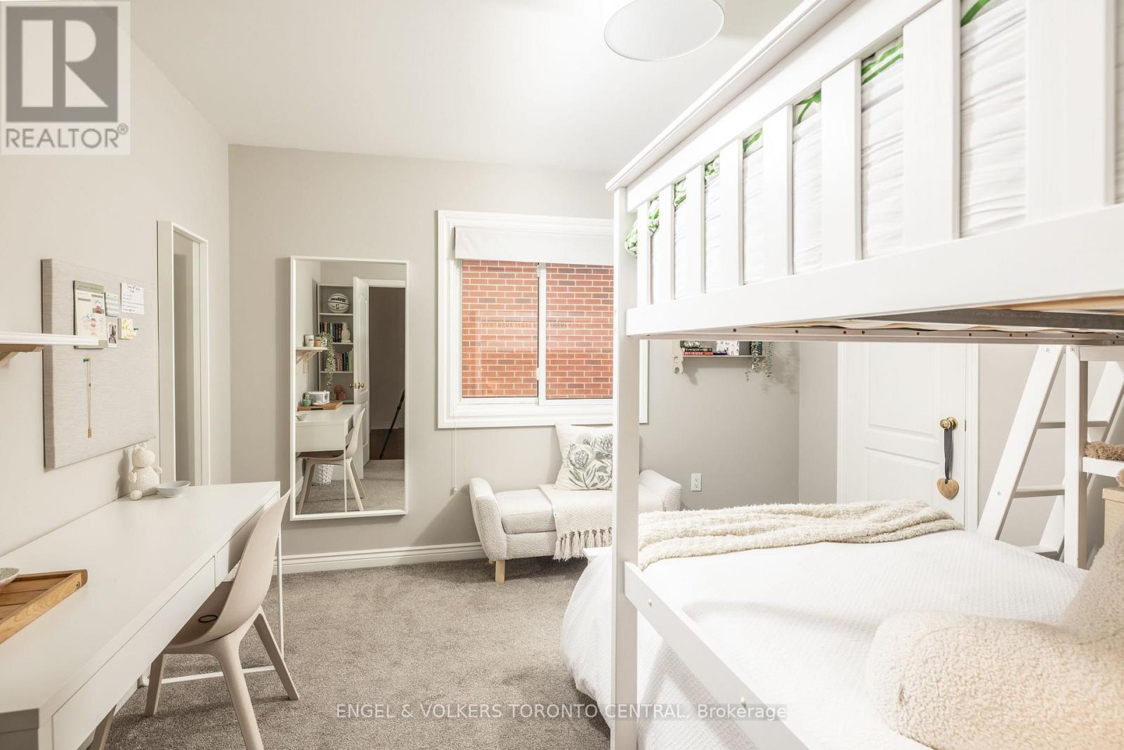 433 Lavas Road, Newmarket, Ontario  L3Y 8H4 - Photo 28 - N12961650