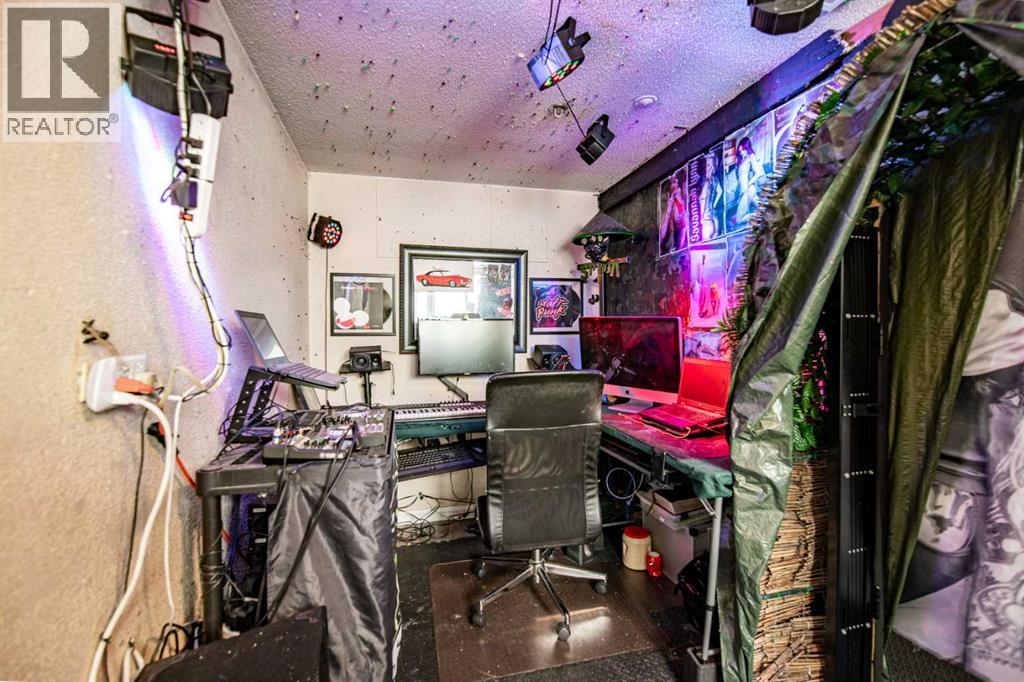 5903 56 Avenue, Red Deer, Alberta  T4N 4R1 - Photo 20 - A2298915