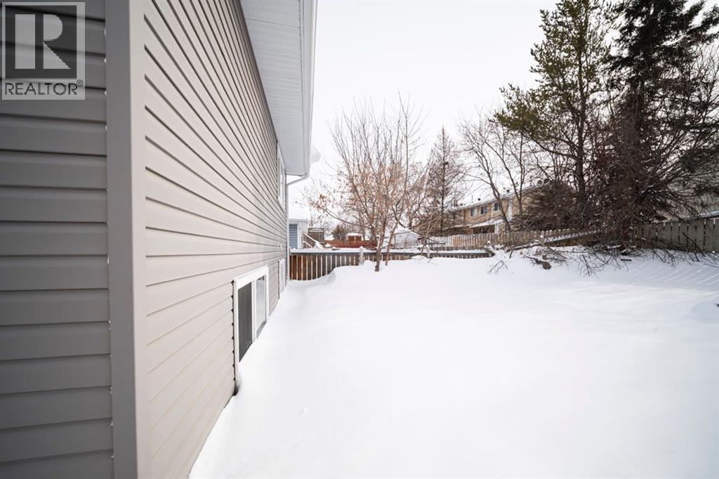 181 Windsor Drive, Fort Mcmurray, Alberta  T9H 4R1 - Photo 29 - A2290412