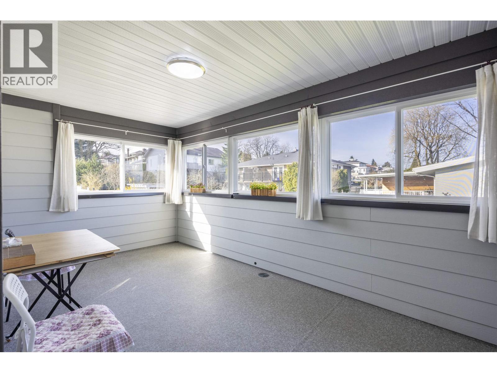 4036 Moscrop Street, Burnaby, British Columbia  V5G 2E3 - Photo 31 - R3107121