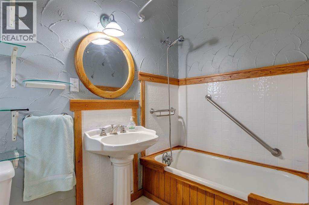 77 Elma Street W, Okotoks, Alberta  T1S 1J8 - Photo 18 - A2290858