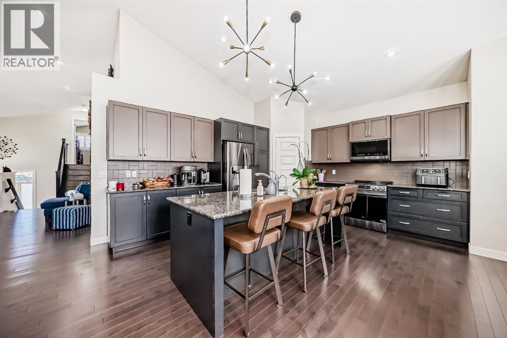 612 Montgomery Close SE, High River, Alberta  T1V 0B7 - Photo 4 - A2293601