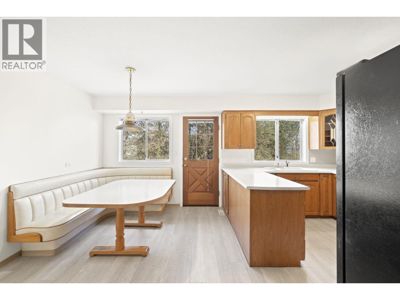 600 Clearwater Way, Coquitlam, British Columbia  V3C 5W4 - Photo 11 - R3107115