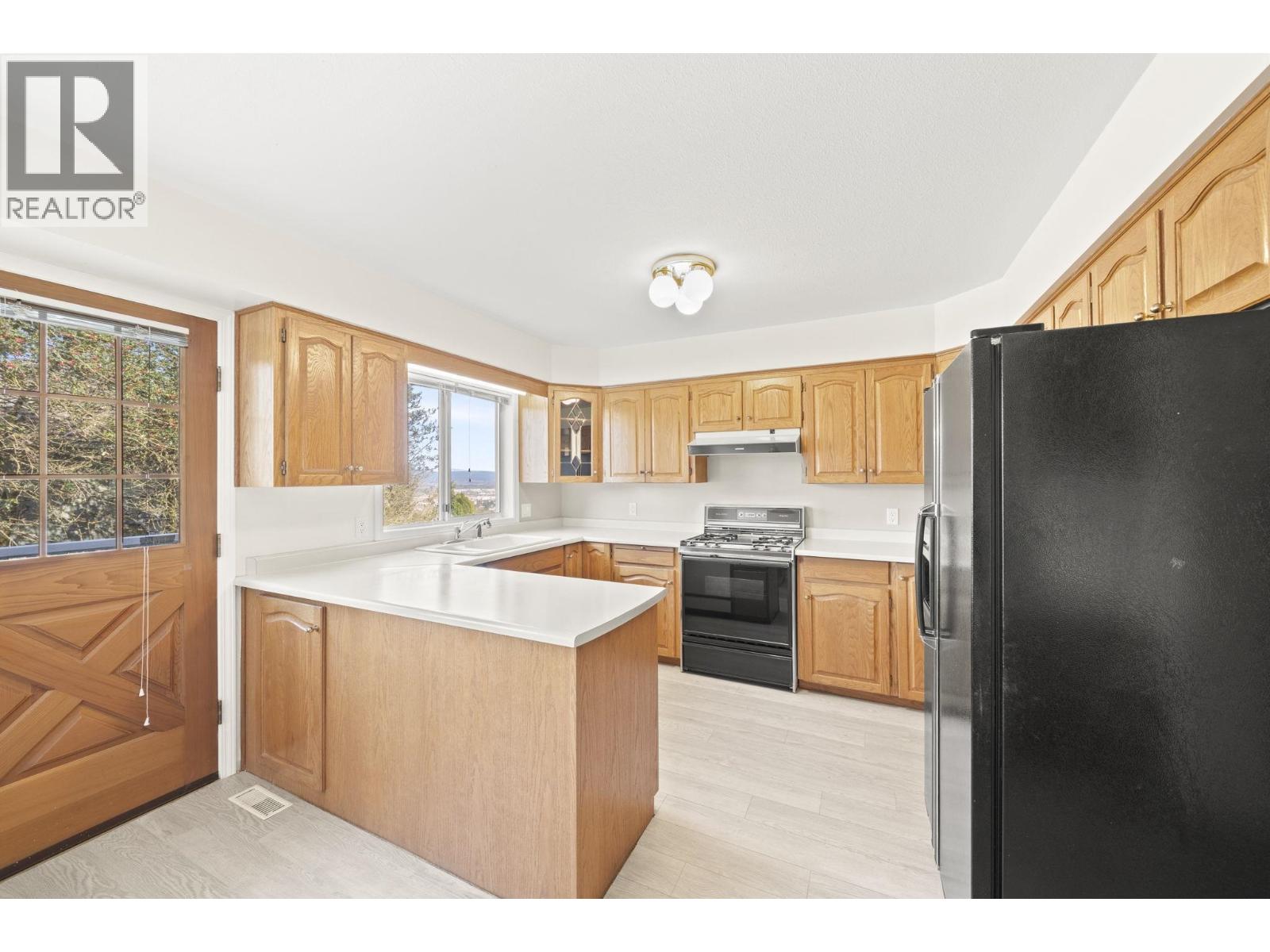 600 Clearwater Way, Coquitlam, British Columbia  V3C 5W4 - Photo 13 - R3107115