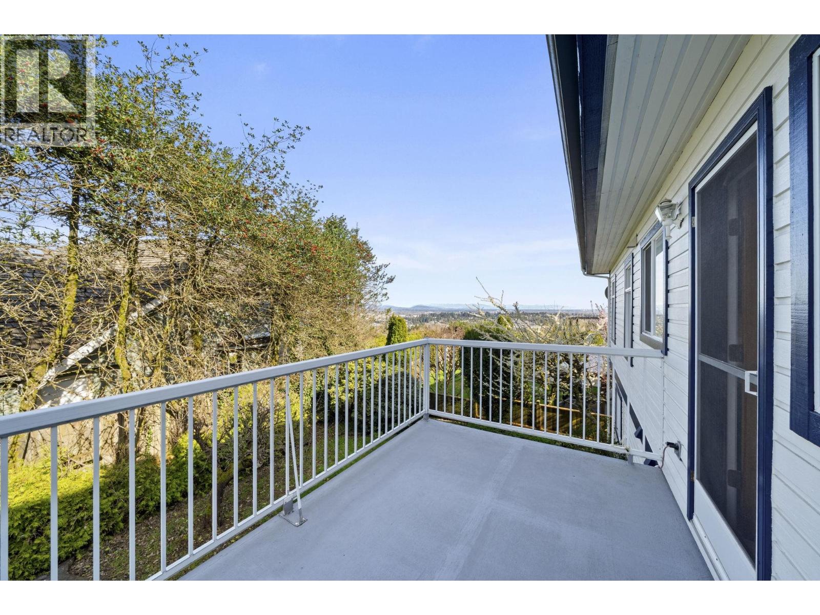 600 Clearwater Way, Coquitlam, British Columbia  V3C 5W4 - Photo 14 - R3107115