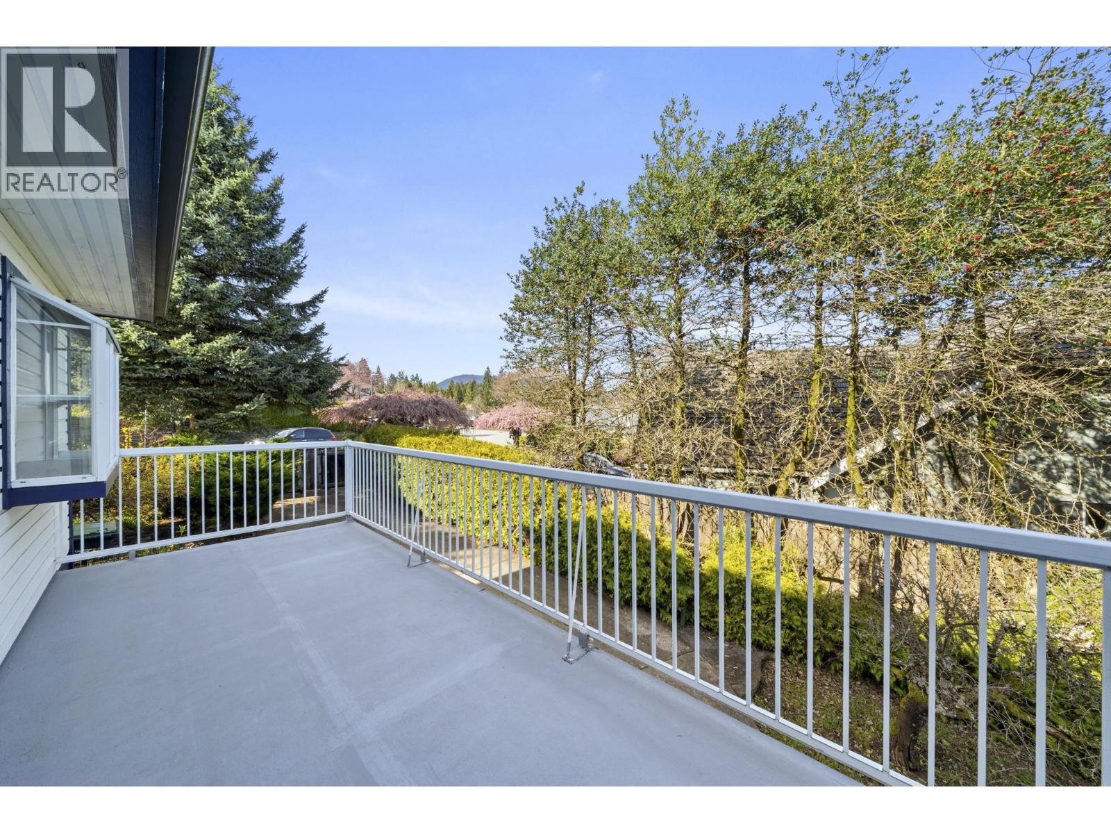 600 Clearwater Way, Coquitlam, British Columbia  V3C 5W4 - Photo 15 - R3107115