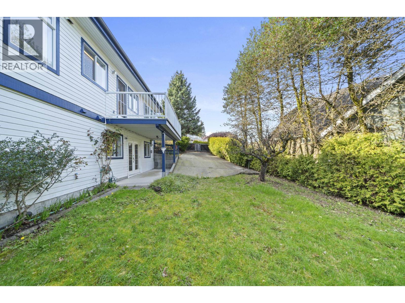 600 Clearwater Way, Coquitlam, British Columbia  V3C 5W4 - Photo 35 - R3107115