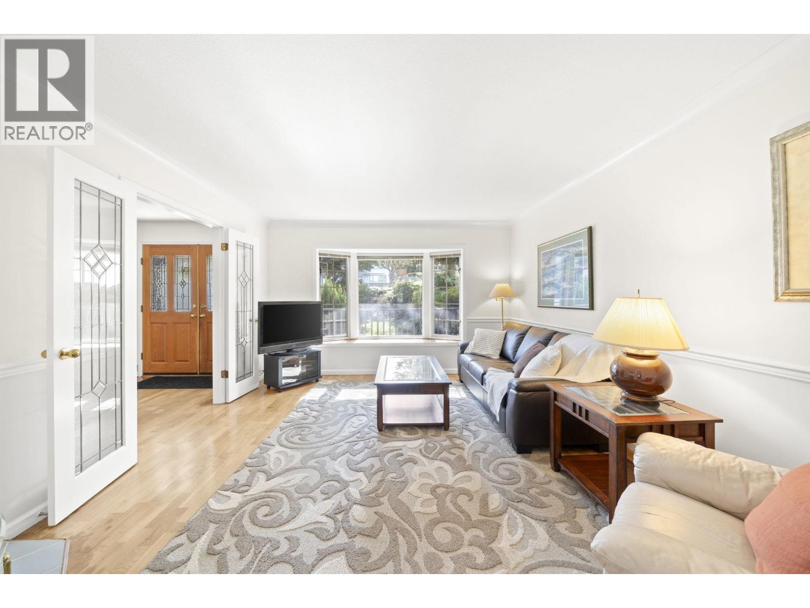 600 Clearwater Way, Coquitlam, British Columbia  V3C 5W4 - Photo 7 - R3107115