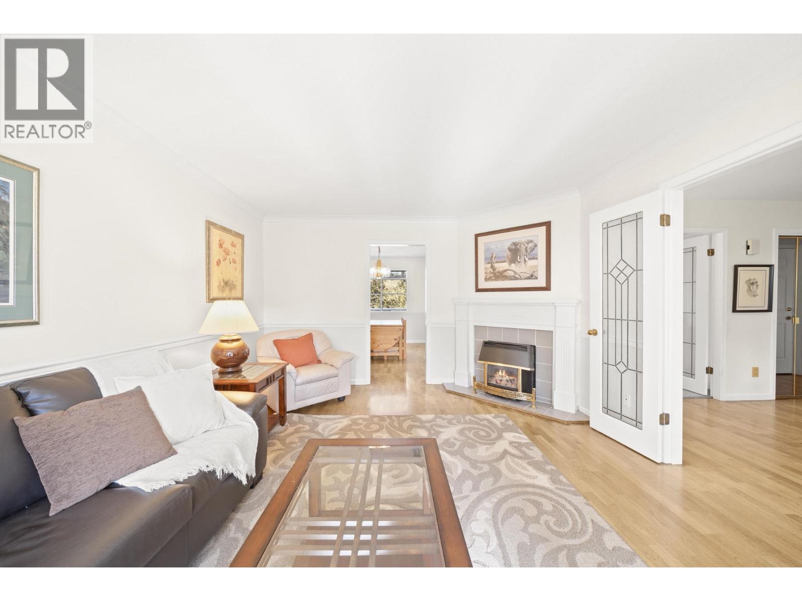 600 Clearwater Way, Coquitlam, British Columbia  V3C 5W4 - Photo 8 - R3107115