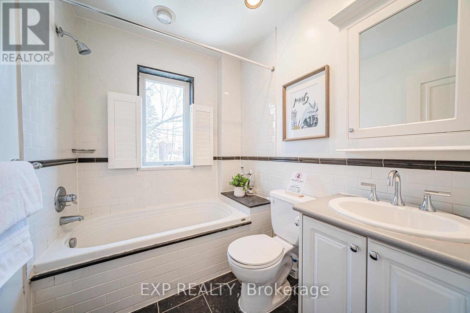 54 Latimer Avenue, Toronto, Ontario  M5N 2L8 - Photo 16 - C12961806