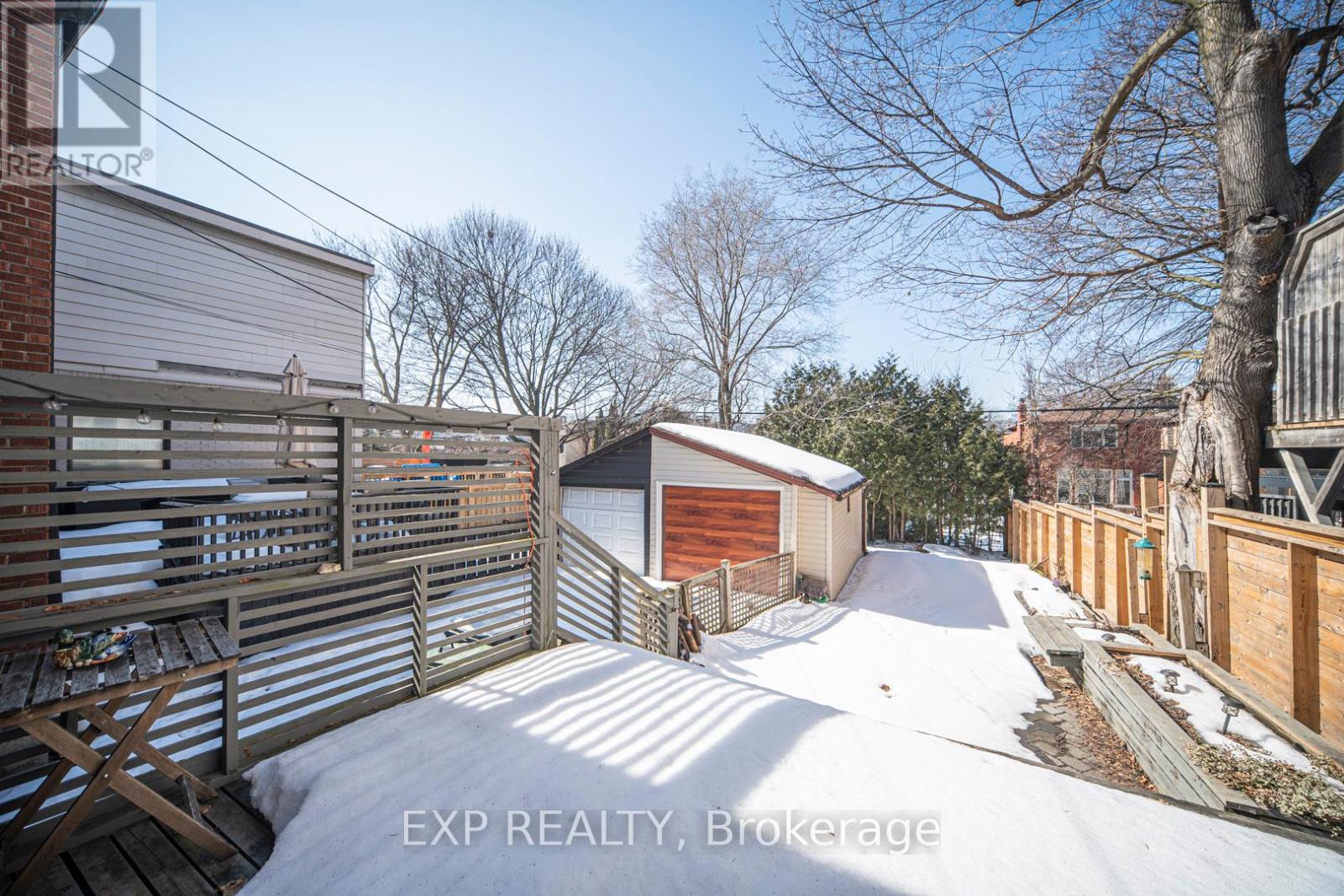 54 Latimer Avenue, Toronto, Ontario  M5N 2L8 - Photo 29 - C12961806