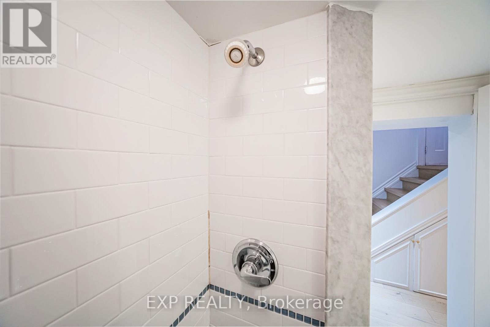 54 Latimer Avenue, Toronto, Ontario  M5N 2L8 - Photo 34 - C12961806