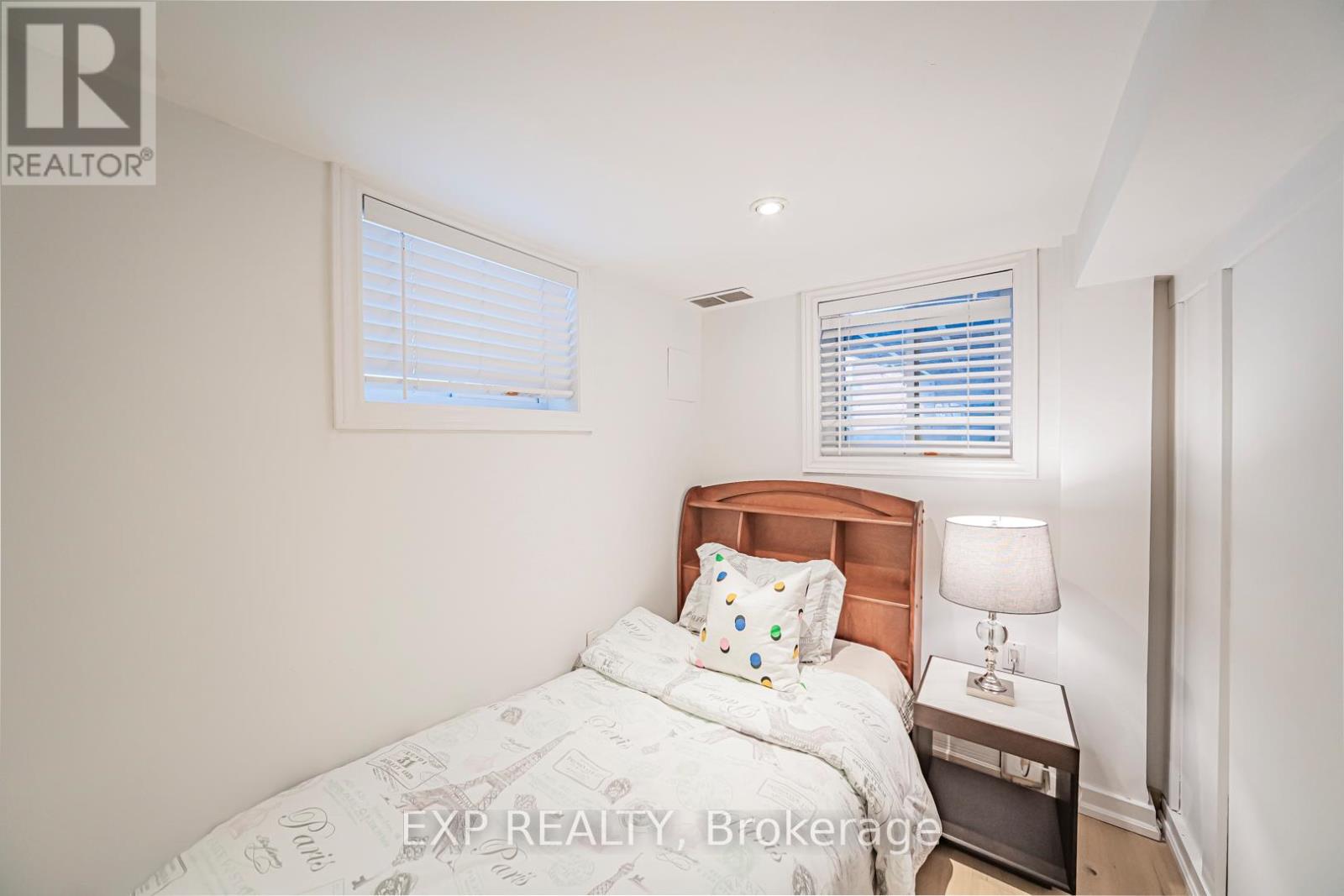 54 Latimer Avenue, Toronto, Ontario  M5N 2L8 - Photo 36 - C12961806