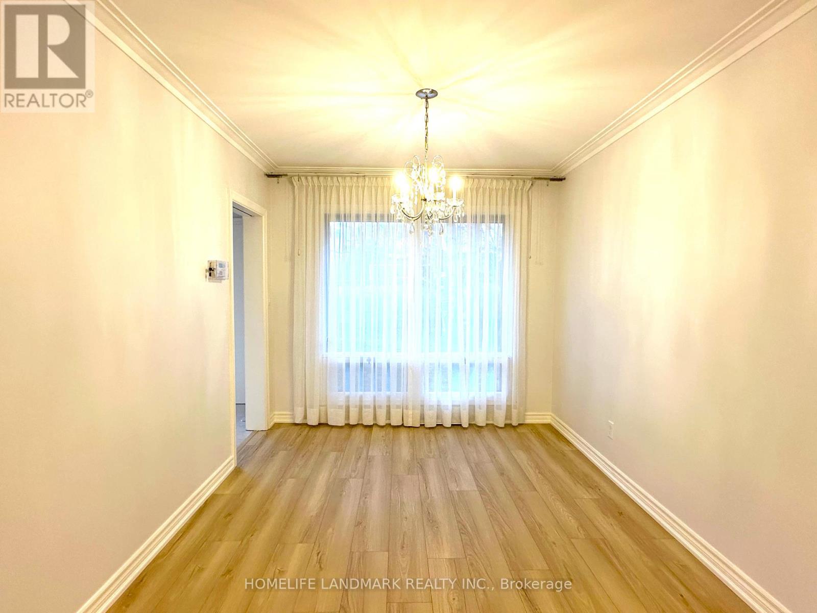 9 Terrington Court, Toronto, Ontario  M3B 2J9 - Photo 5 - C12961842