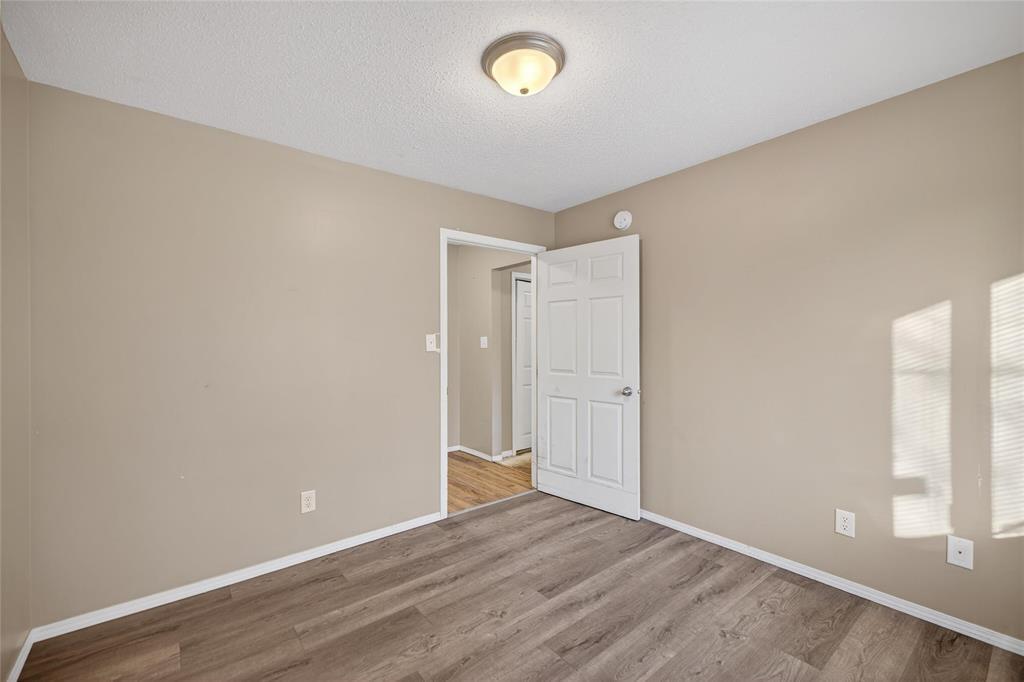 239 Hanover Street, Steinbach, Manitoba  R5G 0E7 - Photo 10 - 202604632