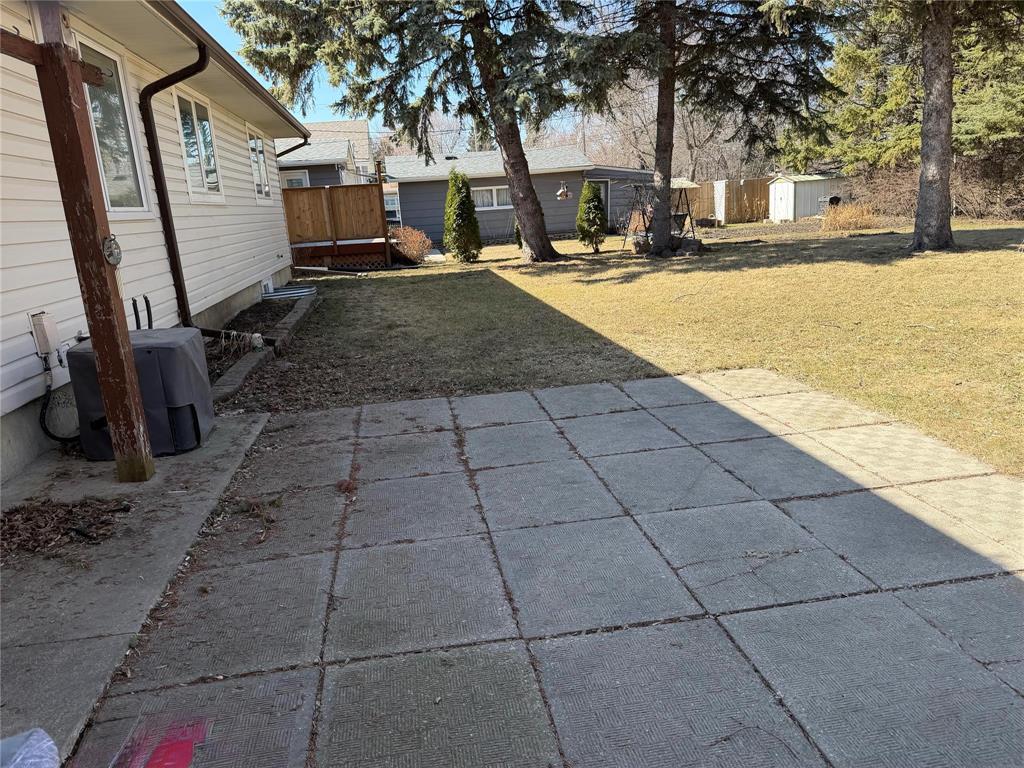 239 Hanover Street, Steinbach, Manitoba  R5G 0E7 - Photo 25 - 202604632