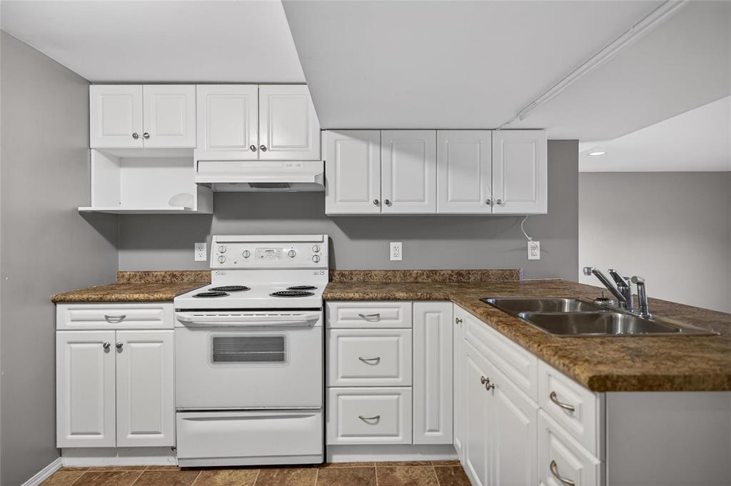 239 Hanover Street, Steinbach, Manitoba  R5G 0E7 - Photo 15 - 202604632