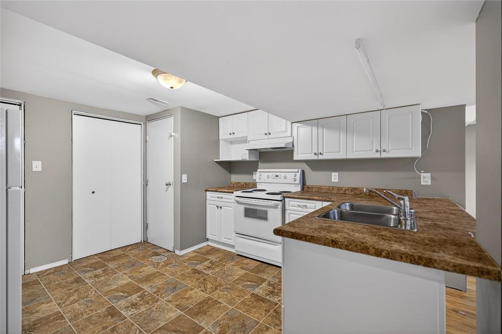 239 Hanover Street, Steinbach, Manitoba  R5G 0E7 - Photo 17 - 202604632