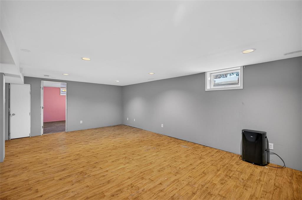 239 Hanover Street, Steinbach, Manitoba  R5G 0E7 - Photo 20 - 202604632