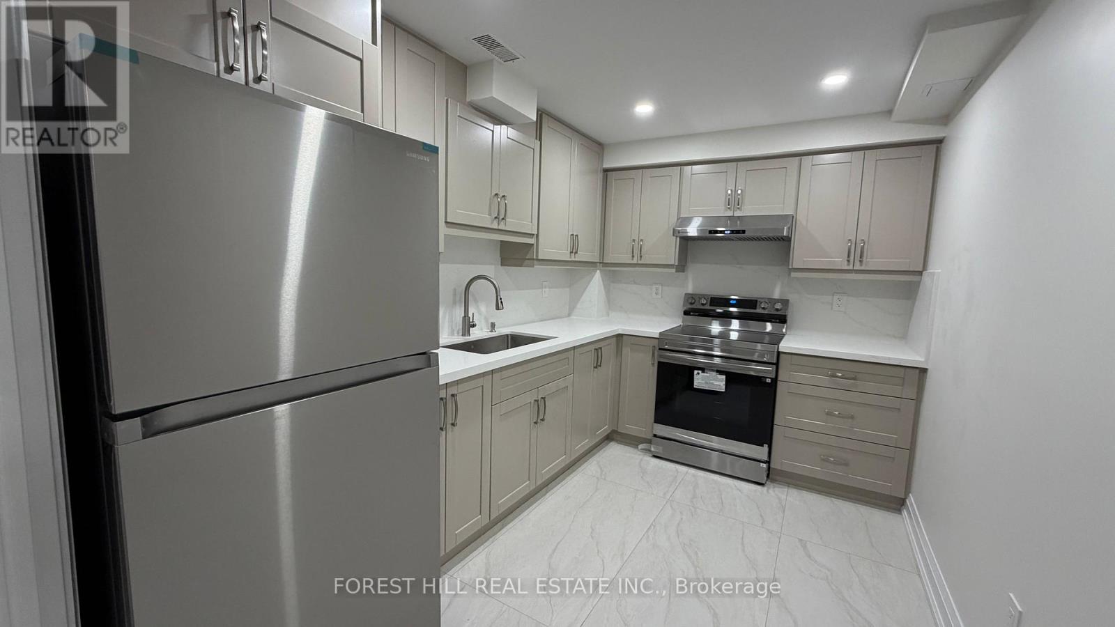 Bsmt - 38 St Ives Crescent, Whitby, Ontario  L1P 0C5 - Photo 7 - E12961816