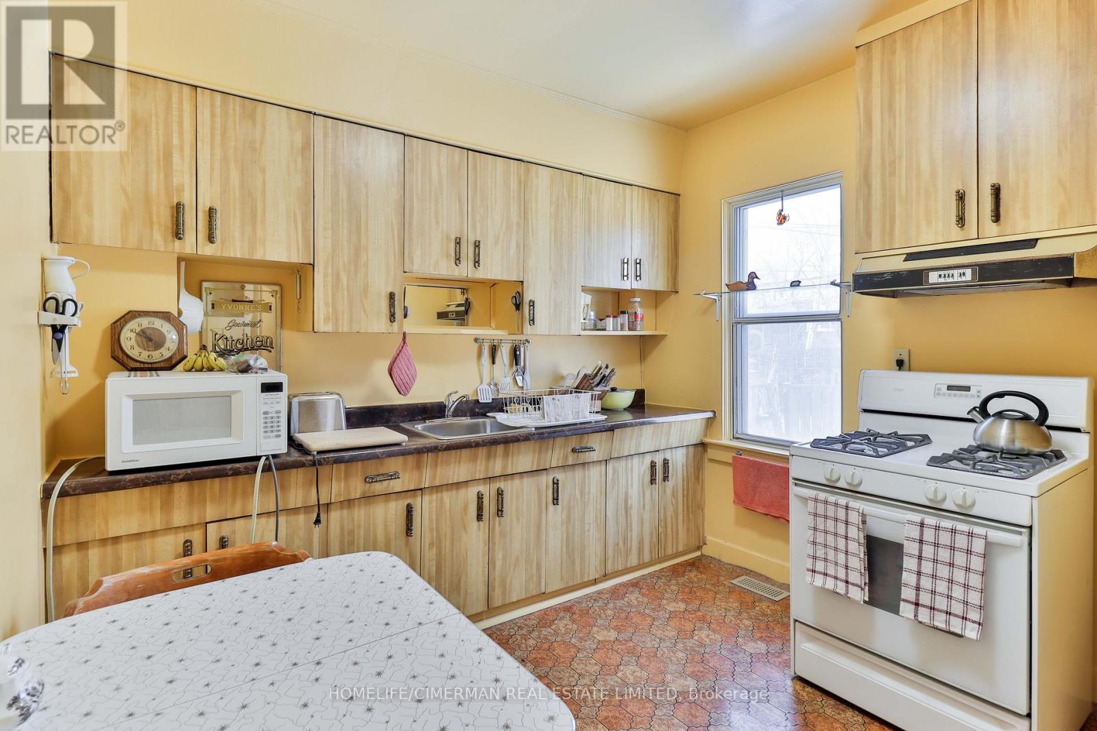 60 Beach View Crescent, Toronto, Ontario  M4E 2L5 - Photo 20 - E12922094