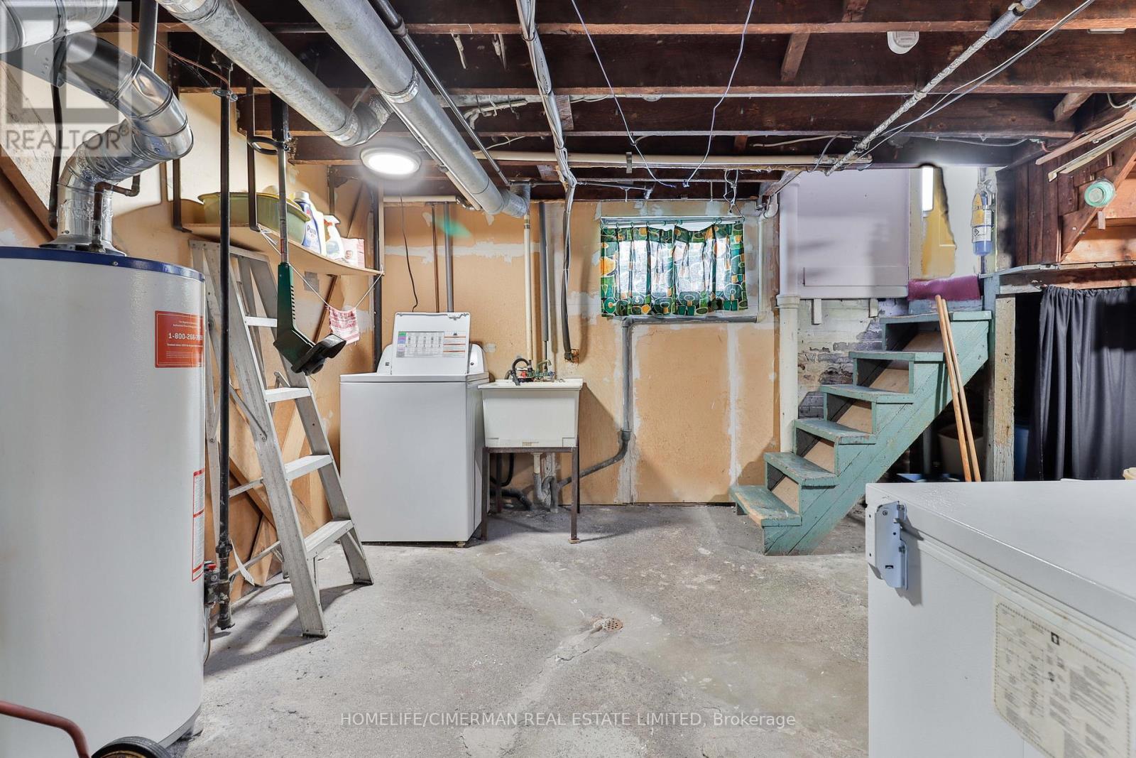 60 Beach View Crescent, Toronto, Ontario  M4E 2L5 - Photo 32 - E12922094