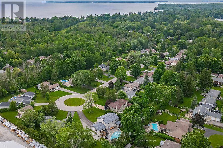 3 Northwood Road, Georgina, Ontario  L0E 1R0 - Photo 2 - N12665178